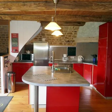 Holiday home Maison Independante Avec Grand Parc Arbore, Proche De La Nature Et Des Lacs - Fr-1-611-18