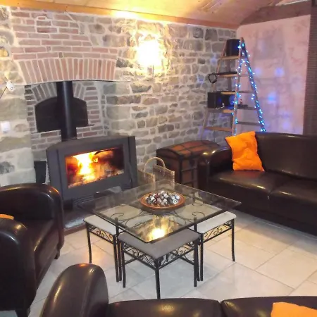 Maison Independante Avec Grand Parc Arbore, Proche De La Nature Et Des Lacs - Fr-1-611-18 Holiday home *